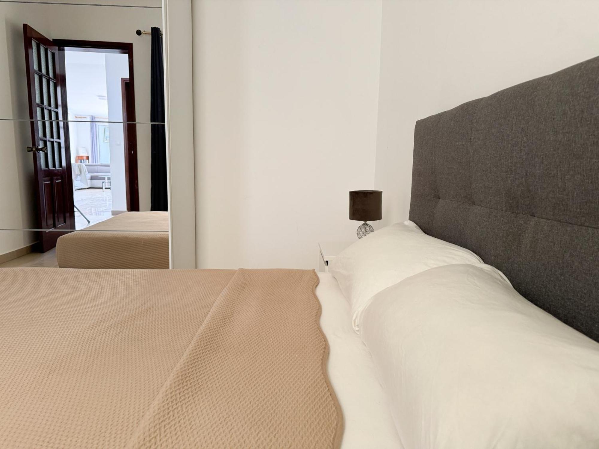 3 Bedroom Apt, Free Wifi & Ac, Cidadela - Lcgr Praia Dış mekan fotoğraf