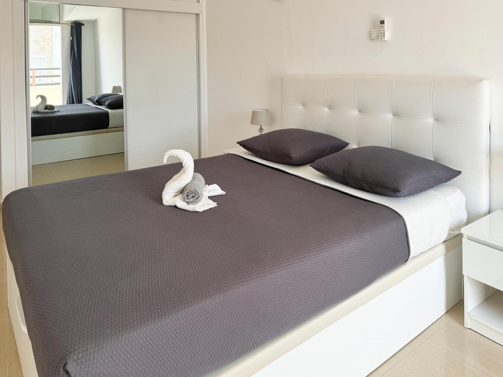 3 Bedroom Apt, Free Wifi & Ac, Cidadela - Lcgr Praia Dış mekan fotoğraf